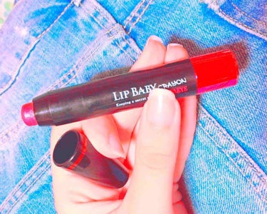 💊ロート製薬💊
LIP BABY クレヨンリップ🖍
友達からもらいましたー！

クレヨンリップ、初めて使いました！
ほんとにクレヨンで塗ってるみたいな塗り心地。クレヨンの質感にこだわる必要はないかなと😅