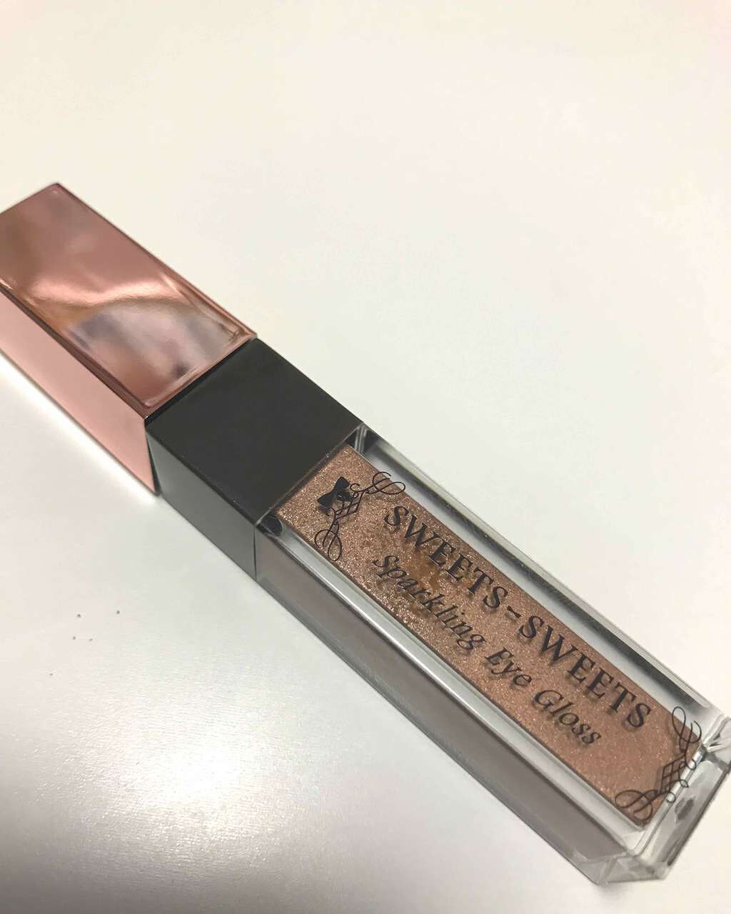 スパークリングアイグロス/スウィーツ スウィーツ/リキッドアイシャドウを使ったクチコミ(1枚目)