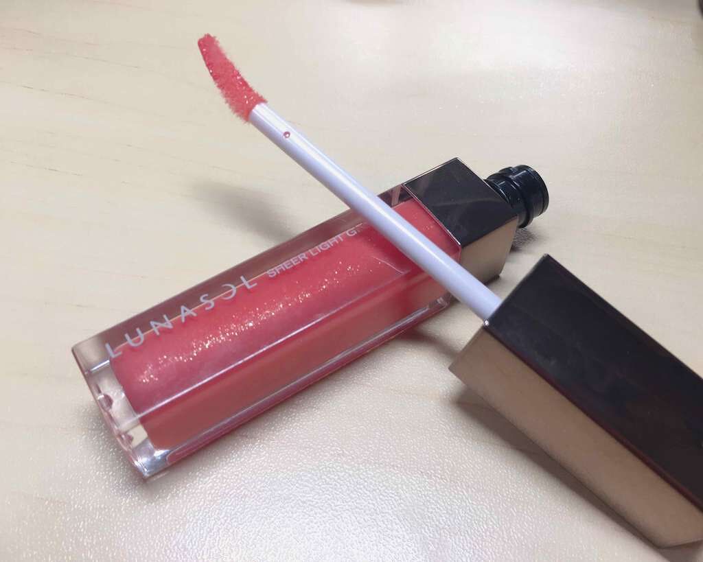 シアーライトグロス/LUNASOL/リップグロスを使ったクチコミ（1枚目）
