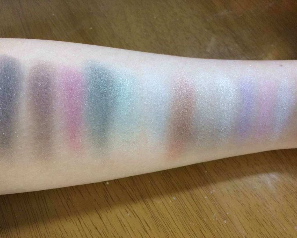 12色アイシャドウパレット/LOUJENE/アイシャドウパレットを使ったクチコミ(2枚目)