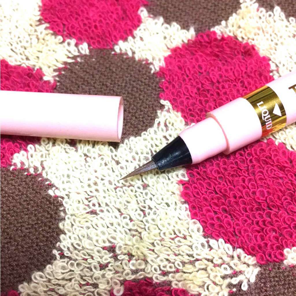 ティアーズシャドウ&ライナー/K-パレット/スティックアイシャドウを使ったクチコミ(2枚目)