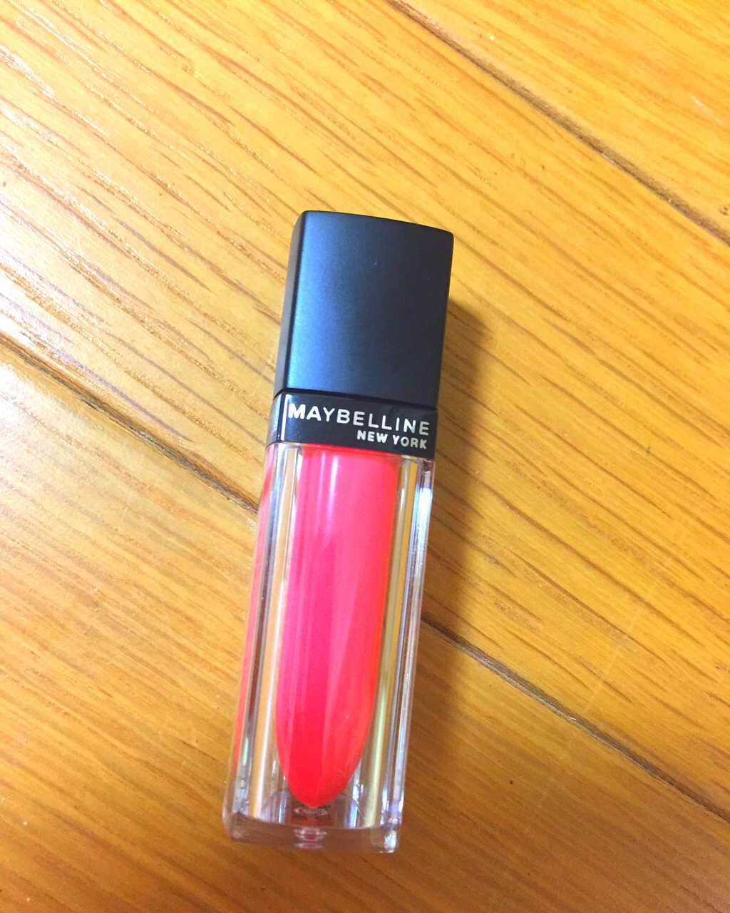 ビビッドマットリキッド/MAYBELLINE NEW YORK/口紅を使ったクチコミ(1枚目)