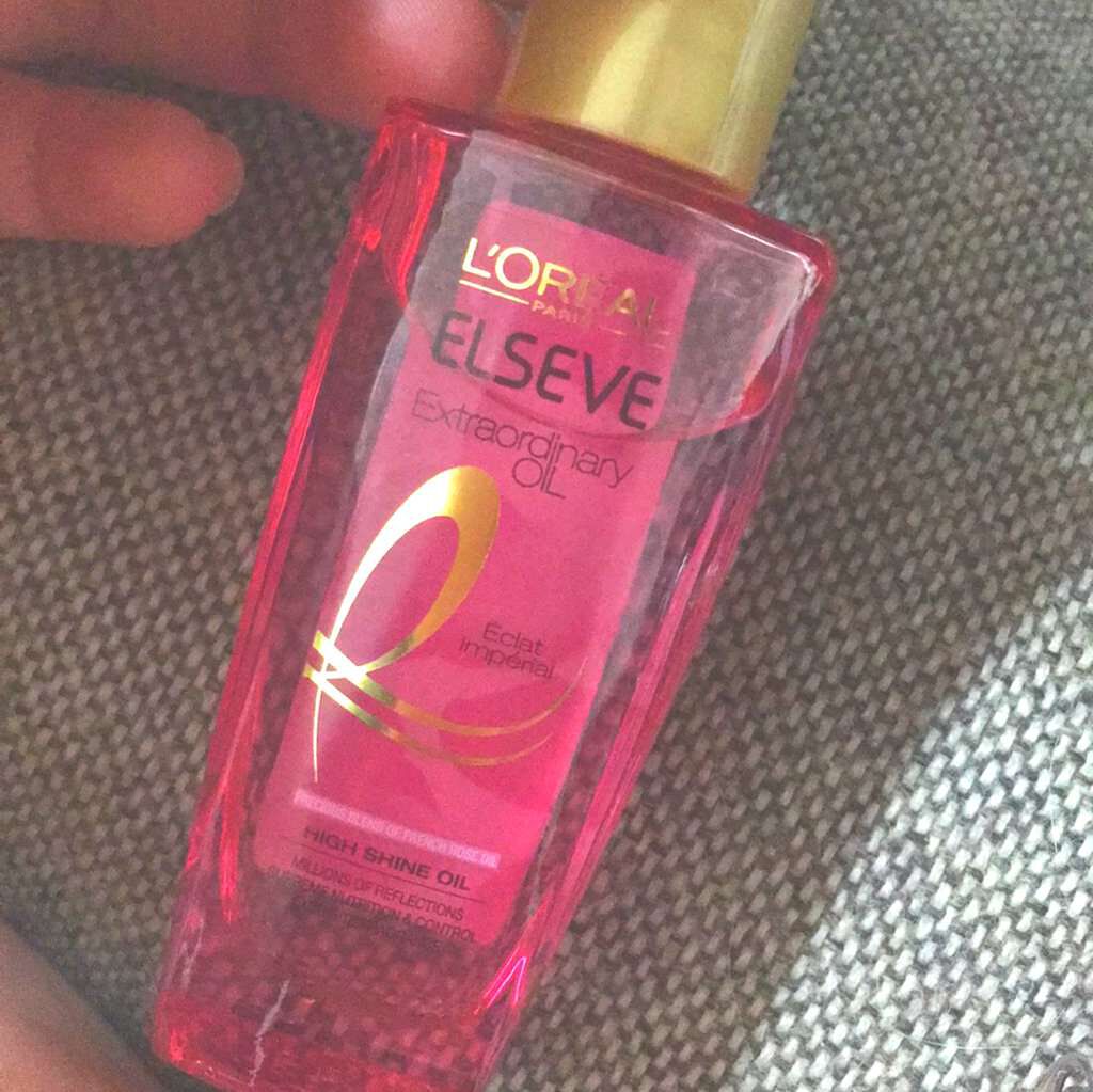 エルセーヴ エクストラオーディナリーオイル エクストラリッチ フィニッシュ/ロレアル パリ/ヘアオイルを使ったクチコミ(1枚目)
