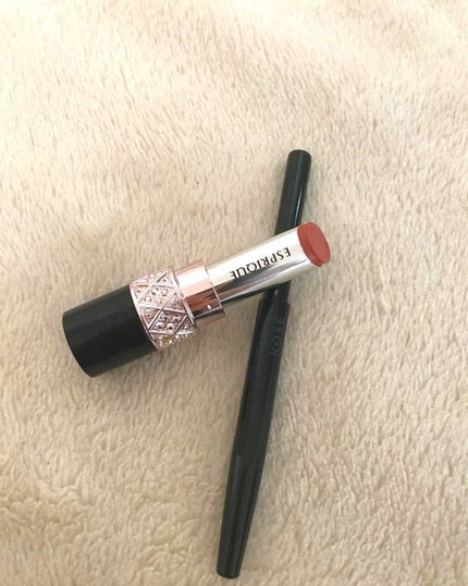 コーセー リップブラシのクチコミ「お店の人に選んでもらいました♡
わたし色♪♪♪
初めてリップブラシも購入してみましたが
やっぱ.....」(1枚目)