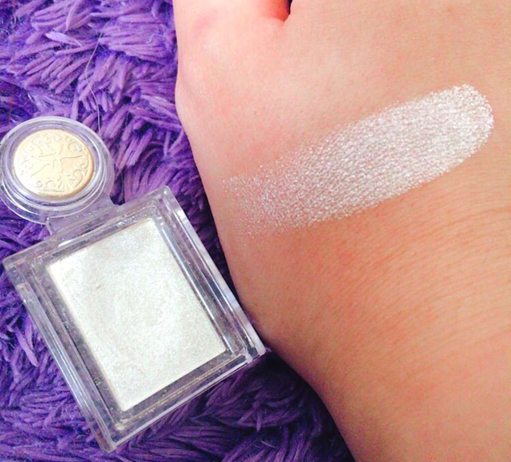 シャドーカスタマイズ/MAJOLICA MAJORCA/単色アイシャドウを使ったクチコミ（1枚目）