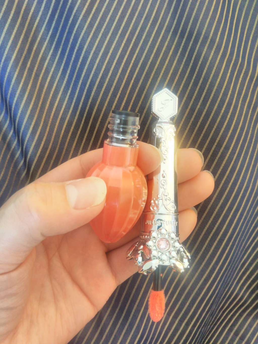 フォーエヴァージューシー オイルルージュ/JILL STUART/口紅を使ったクチコミ（1枚目）