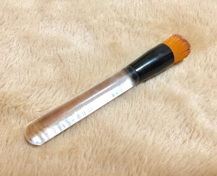 DAISO ごくふわっ 春姫 リキッドファンデーションブラシのクチコミ「〈 春姫 ファンデーションブラシ 〉
リキッドファンデとかパウダーとかを
肌に密着させな.....」(1枚目)