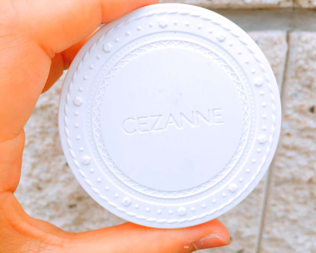 UVクリアフェイスパウダー/CEZANNE/プレストパウダーを使ったクチコミ(2枚目)