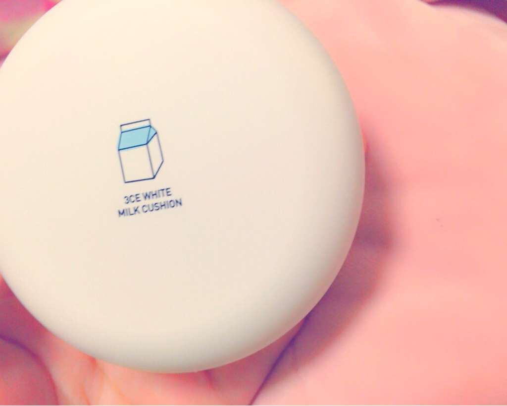 WHITE MILK CREAM/3CE/フェイスクリームを使ったクチコミ（1枚目）