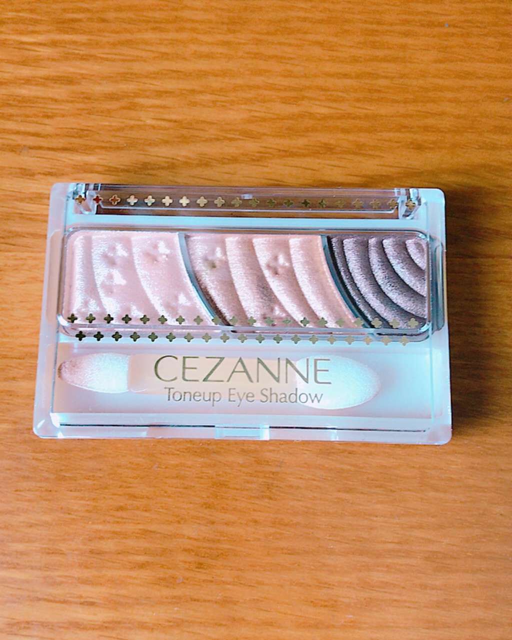 トーンアップアイシャドウ/CEZANNE/アイシャドウパレットを使ったクチコミ(1枚目)