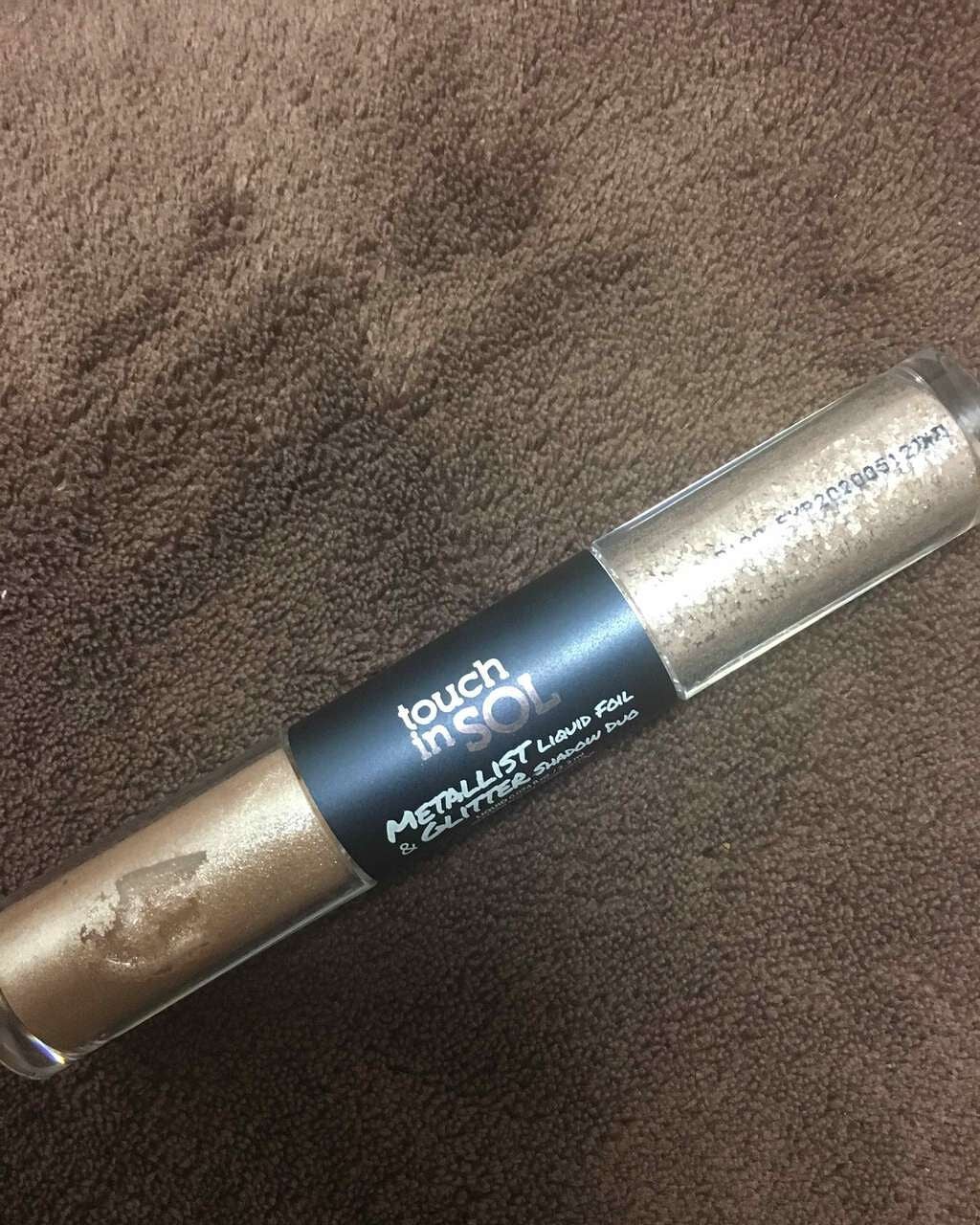 タッチインソル METALLISTグリッターシャドウデュオ/touch in SOL /グリッターを使ったクチコミ(1枚目)