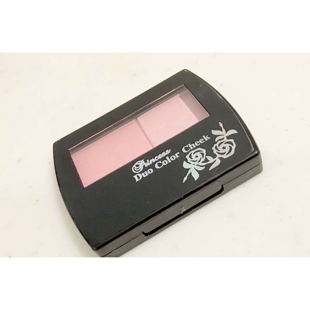 エルファー プリンセスデュオカラーチーク A/DAISO/パウダーチークを使ったクチコミ（1枚目）