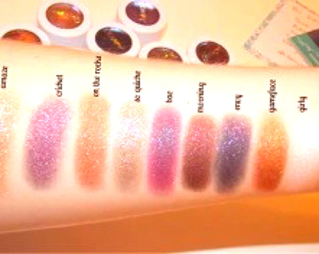 Super Shock Shadow/ColourPop/単色アイシャドウを使ったクチコミ(4枚目)