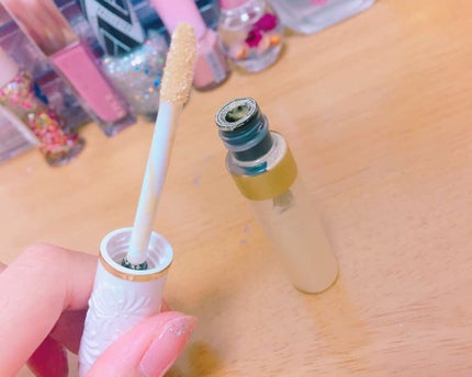 アイグロス S/PAUL & JOE BEAUTE/リキッドアイシャドウを使ったクチコミ(2枚目)