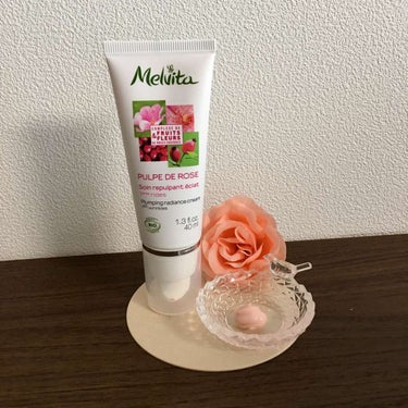 Melvita ローズパルプ クリームのクチコミ「メルヴィータのパルプクリーム🌹

天然ローズの成分と香りでホルモンバランスの周期による肌荒れ防.....」（1枚目）