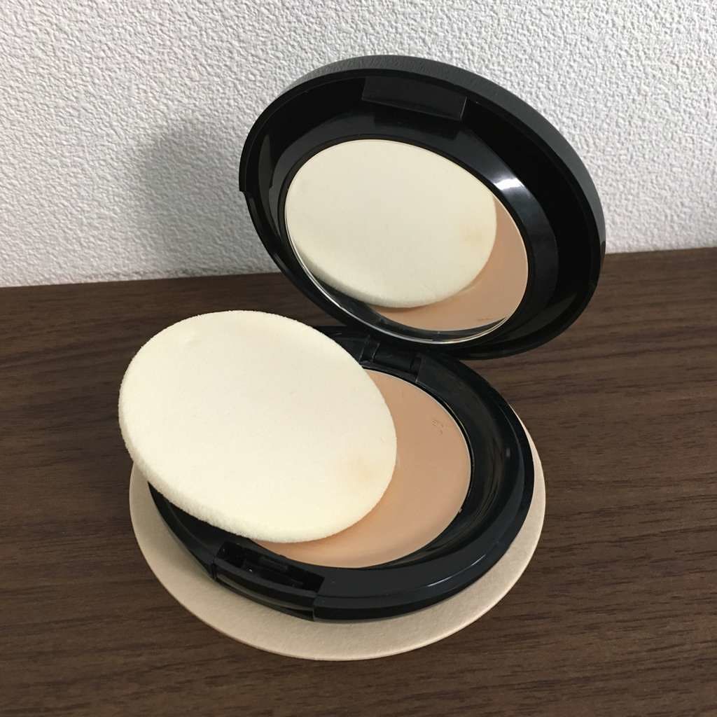 ザ・ライトバルブ オレオパクト ファンデーション shu uemura