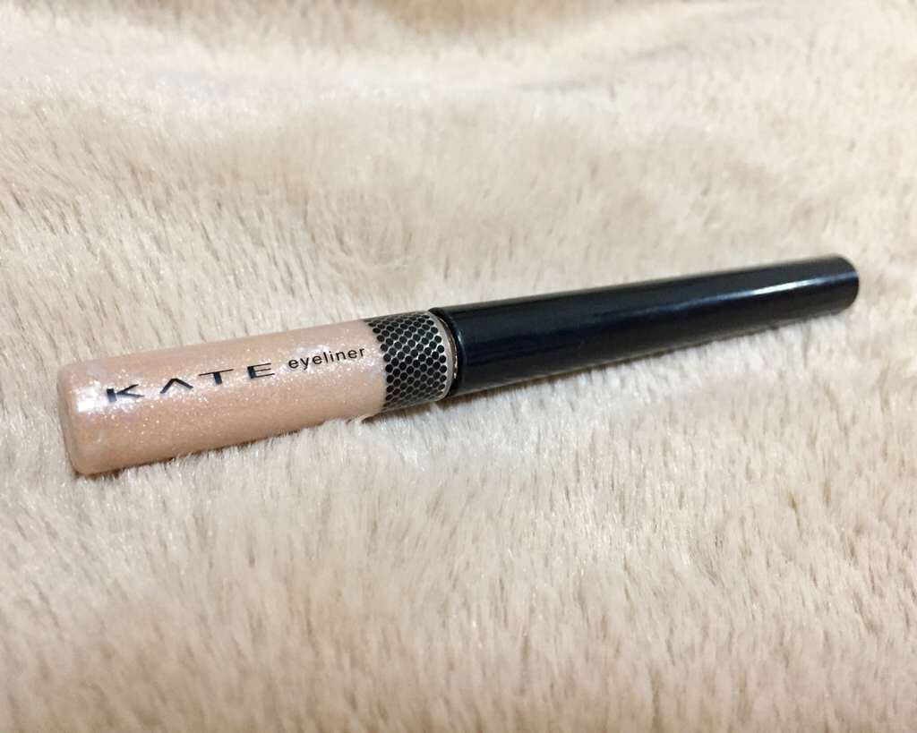 KATE ティアリードロップライナーのクチコミ「ケイト ティアリードロップライナー
✓﻿ BE-1

細かいラメがいっぱい入ってて、
ベージュ.....」（1枚目）