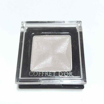 アイカラー/コフレドール/単色アイシャドウを使ったクチコミ(3枚目)