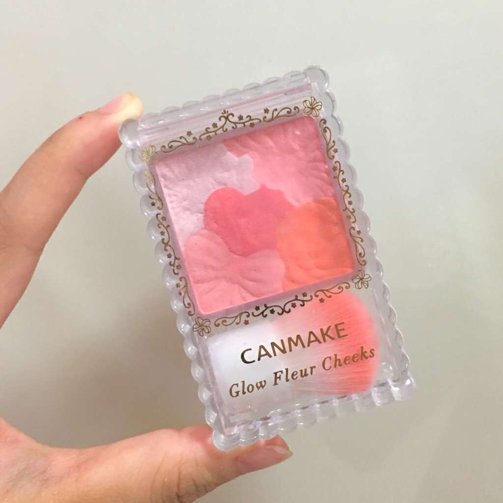 グロウフルールチークス/キャンメイク/パウダーチークを使ったクチコミ(1枚目)