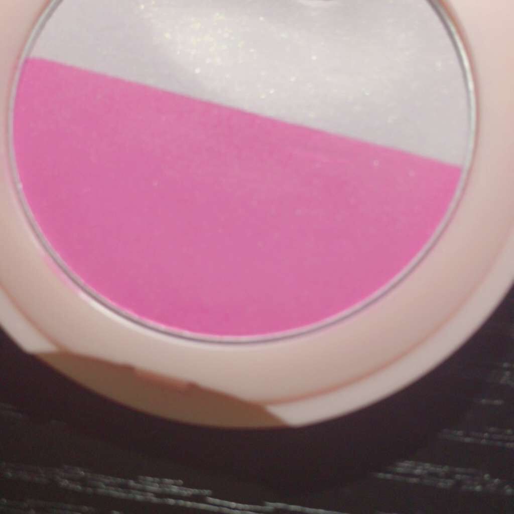 チークカラーデュオ/CandyDoll/パウダーチークを使ったクチコミ(2枚目)