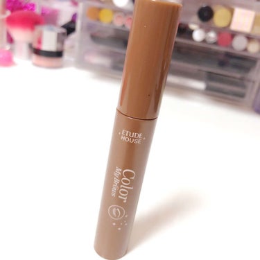 ETUDE HOUSE【エチュードハウス】
Color My Brows04
眉毛の色をしっかり茶色にしてくれていつも使ってる眉マスカラです！本当にオススメ！