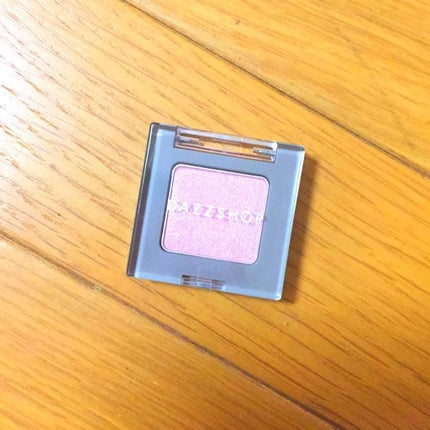 アリュールド シングル アイシャドウ/DAZZSHOP/単色アイシャドウを使ったクチコミ(1枚目)