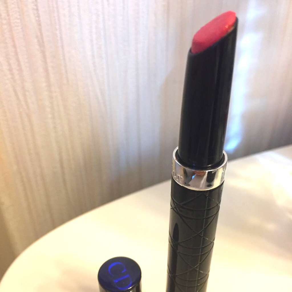 Dior ルージュ ディオール セラム ドゥ ルージュのクチコミ「ディオールのセラムドゥルージュ360です。
やっぱりDior大好き。この色は可愛らしいピンクで.....」（1枚目）