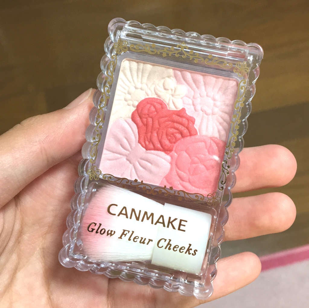 グロウフルールチークス/キャンメイク/パウダーチークを使ったクチコミ(1枚目)