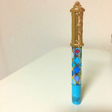 ANNA SUI ブラッシュルージュ 402
とにかく塗りやすく高発色です👄
マットな感じでいい香りがします！
筆タイプでグラデーションとかもしやすいし細かいところも塗りやすい💕
ちょっと潤いが欲しい人