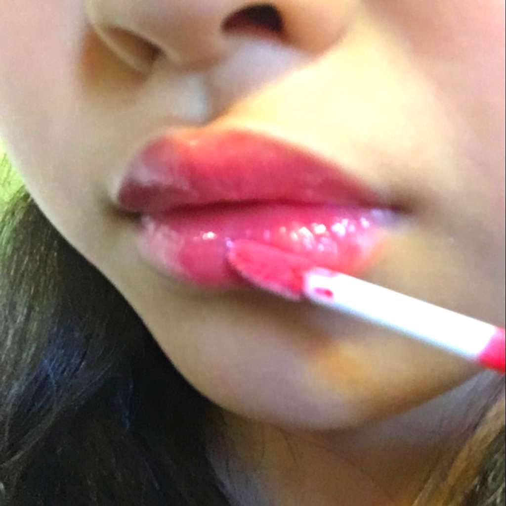 STリップグロス/crayontouch-me/リップグロスを使ったクチコミ(3枚目)