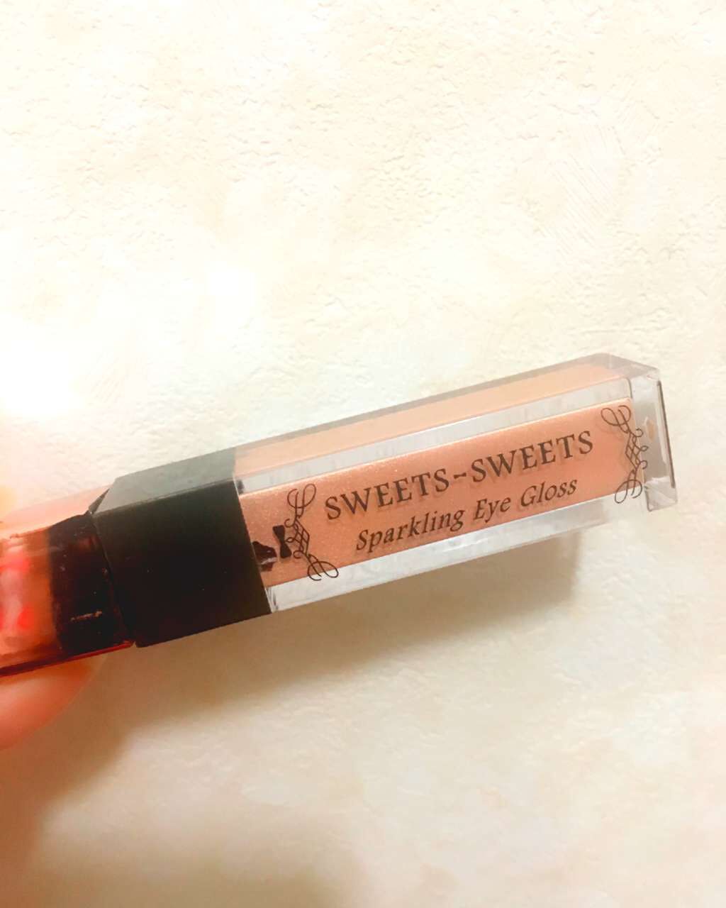 スパークリングアイグロス/スウィーツ スウィーツ/リキッドアイシャドウを使ったクチコミ(1枚目)