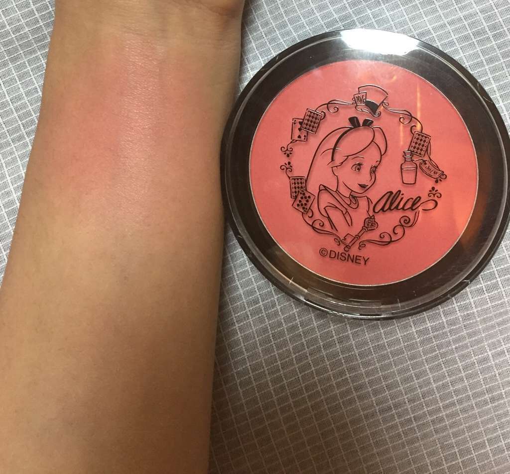 ディズニーコラボコスメ チーク/しまむら/パウダーチークを使ったクチコミ(1枚目)