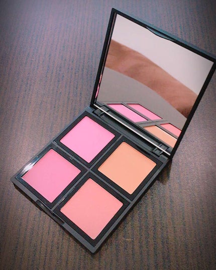 ブラッシュパレットライトパウダー/e.l.f. Cosmetics/パウダーチークを使ったクチコミ(1枚目)