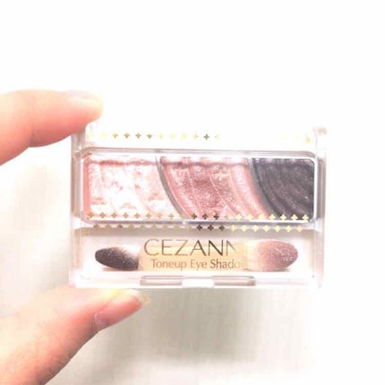 トーンアップアイシャドウ/CEZANNE/アイシャドウパレットを使ったクチコミ(1枚目)