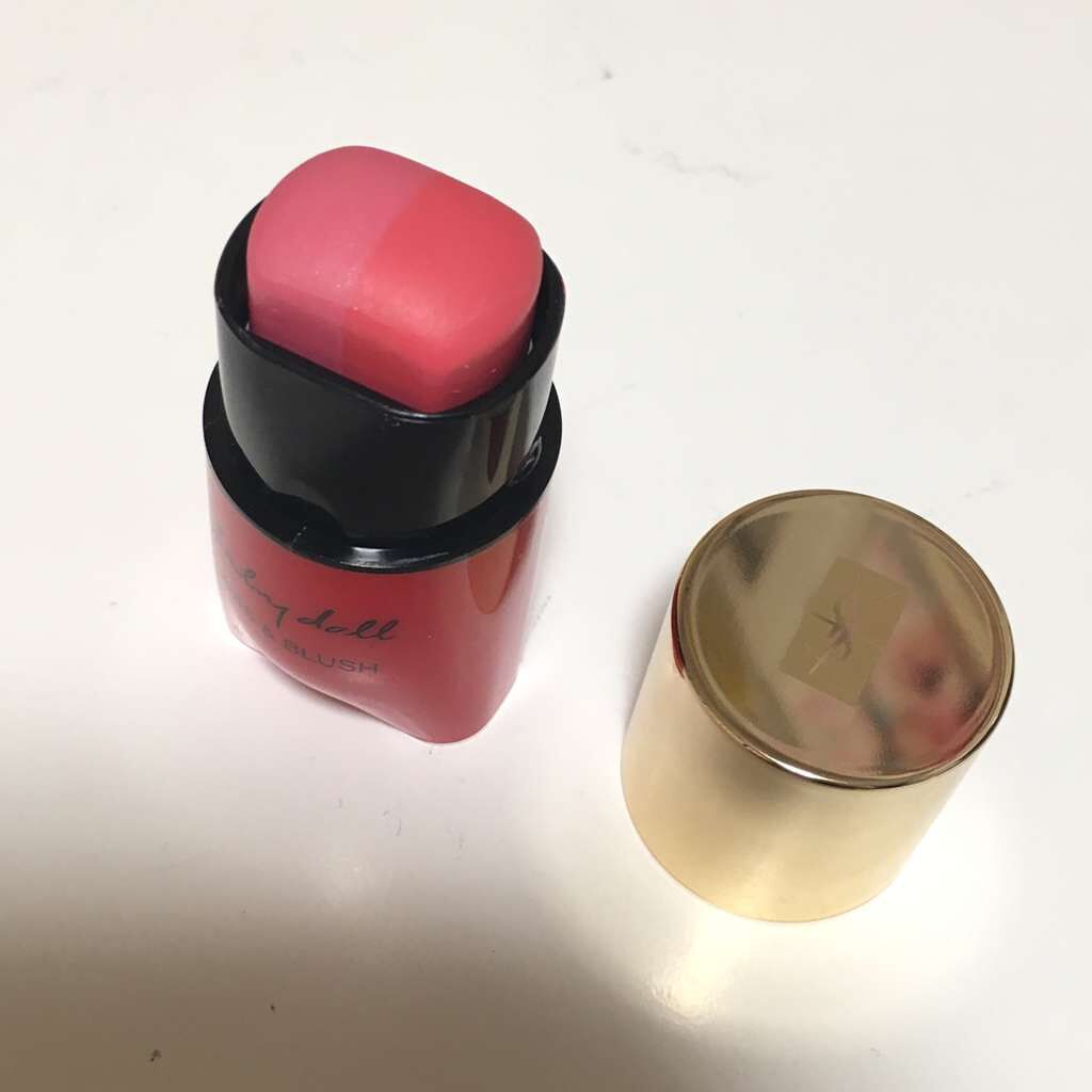 ベビードール キッス&ブラッシュ デュオスティック/YVES SAINT LAURENT BEAUTE/ジェル・クリームチークを使ったクチコミ(1枚目)