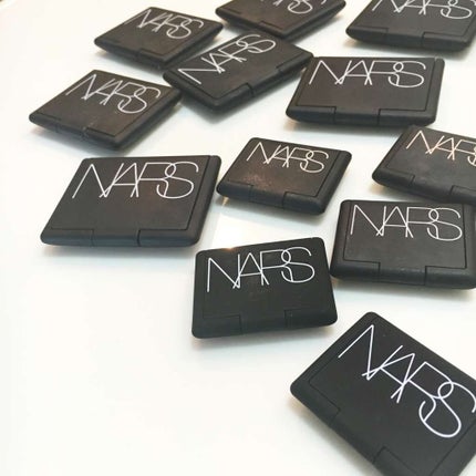NARS シングルアイシャドーのクチコミ「2043 Ondin  シマーな輝きのプラムブラウン
こちらもゴールドのラメが可愛い
プラム.....」(1枚目)