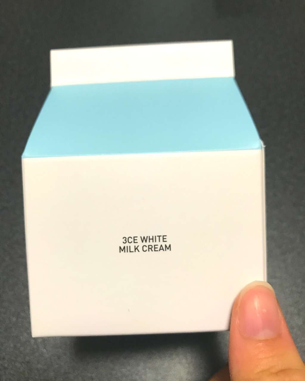 WHITE MILK CREAM/3CE/フェイスクリームを使ったクチコミ（1枚目）