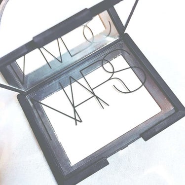 ライトリフレクティングセッティングパウダー　プレスト　N/NARS/プレストパウダーを使ったクチコミ（2枚目）