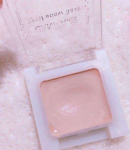 アイシャドウベース/キャンメイク/アイシャドウベースを使ったクチコミ(4枚目)