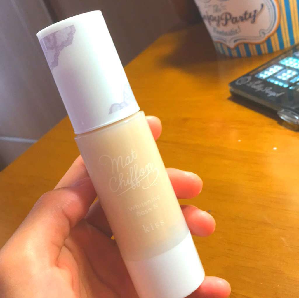 マットシフォン UVホワイトニングベースN/KiSS/化粧下地を使ったクチコミ（1枚目）