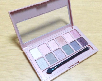 ヌードパレット ブラッシュド/MAYBELLINE NEW YORK/アイシャドウパレットを使ったクチコミ(2枚目)