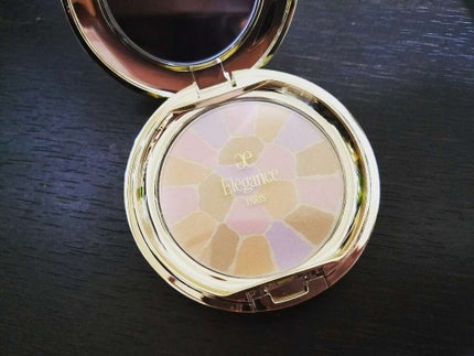 ラ プードル オートニュアンス/Elégance/プレストパウダーを使ったクチコミ(1枚目)