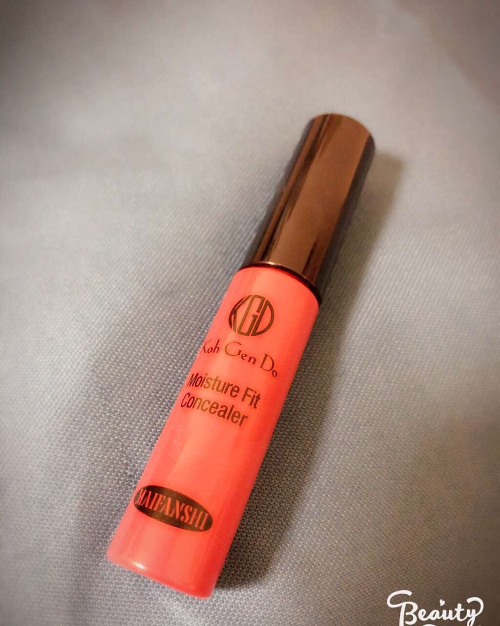 Koh Gen Do モイスチャー フィット コンシーラーのクチコミ「暑い時期になり、ヨレないコンシーラーを探している最中ですが、こちらは外で仕事をして汗をかいても.....」（1枚目）