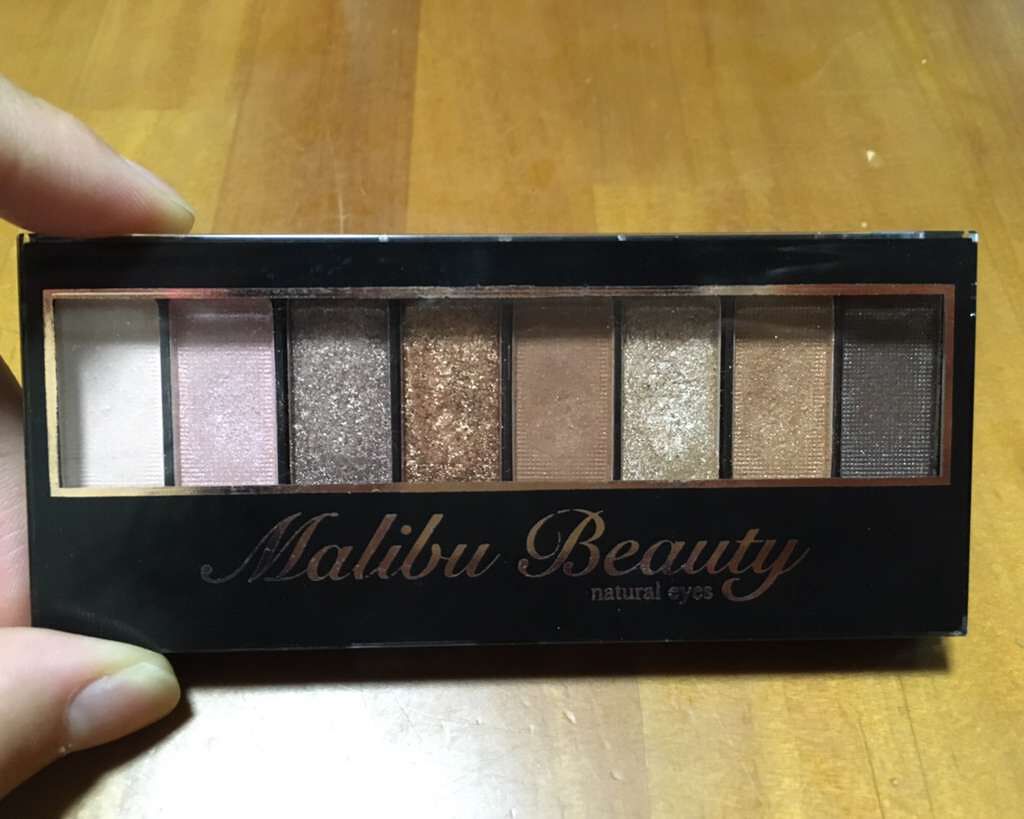 ナチュラルアイズ/マリブビューティー/アイシャドウパレットを使ったクチコミ(1枚目)