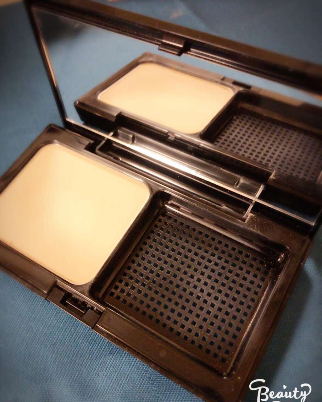 Koh Gen Do マイファンスィー シルキーモイスト コンパクトのクチコミ「マット肌好みなのでクッションファンデの後にこのパウダーファンデを乗せています。

可もなく不可.....」（2枚目）