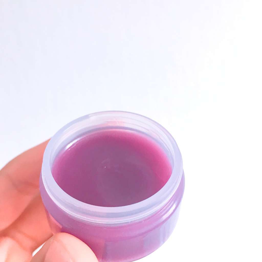 ボーンリッピー リップバーム ストロベリー/THE BODY SHOP/リップバームを使ったクチコミ（2枚目）