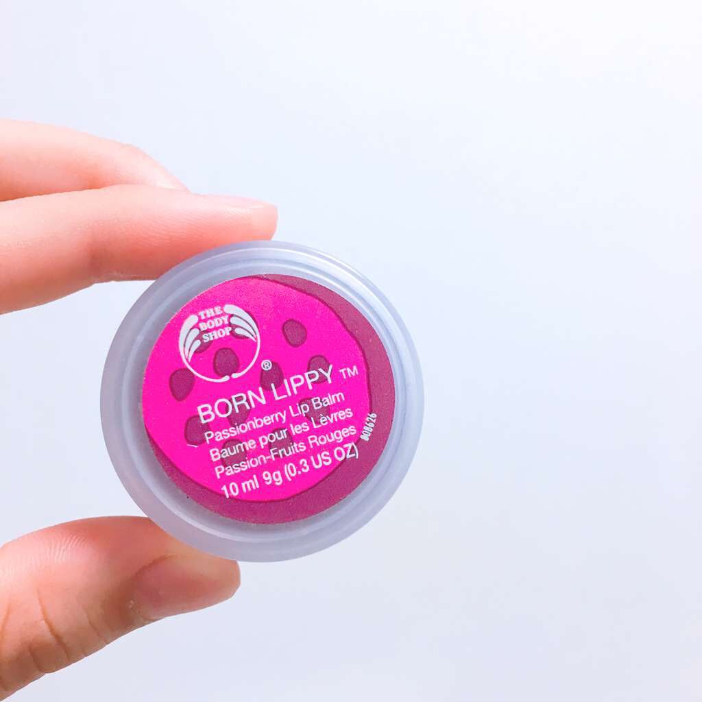ボーンリッピー リップバーム ストロベリー/THE BODY SHOP/リップバームを使ったクチコミ（1枚目）
