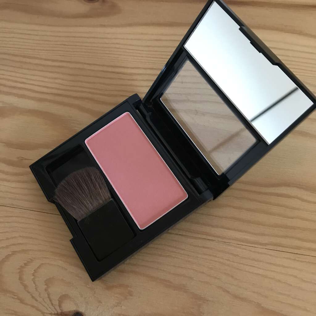 マット パウダー ブラッシュ/REVLON/パウダーチークを使ったクチコミ（3枚目）