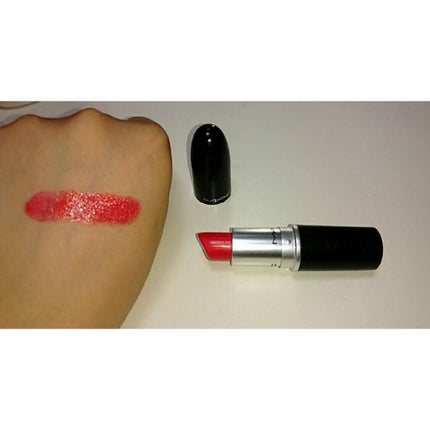 リップスティック ダズン カーネーションズ(クリームシーン)/M・A・C/口紅を使ったクチコミ(2枚目)