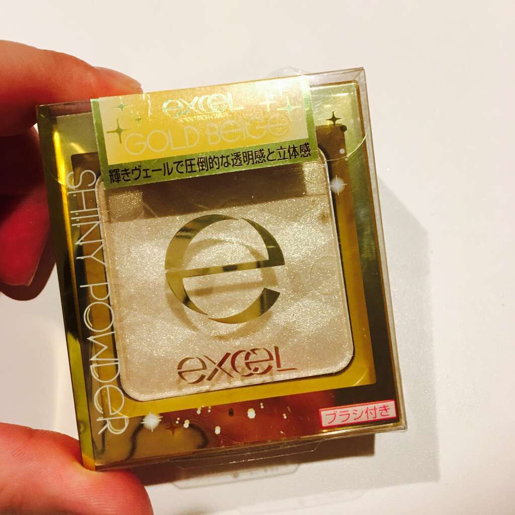 シャイニーパウダー N/excel/プレストパウダーを使ったクチコミ（1枚目）